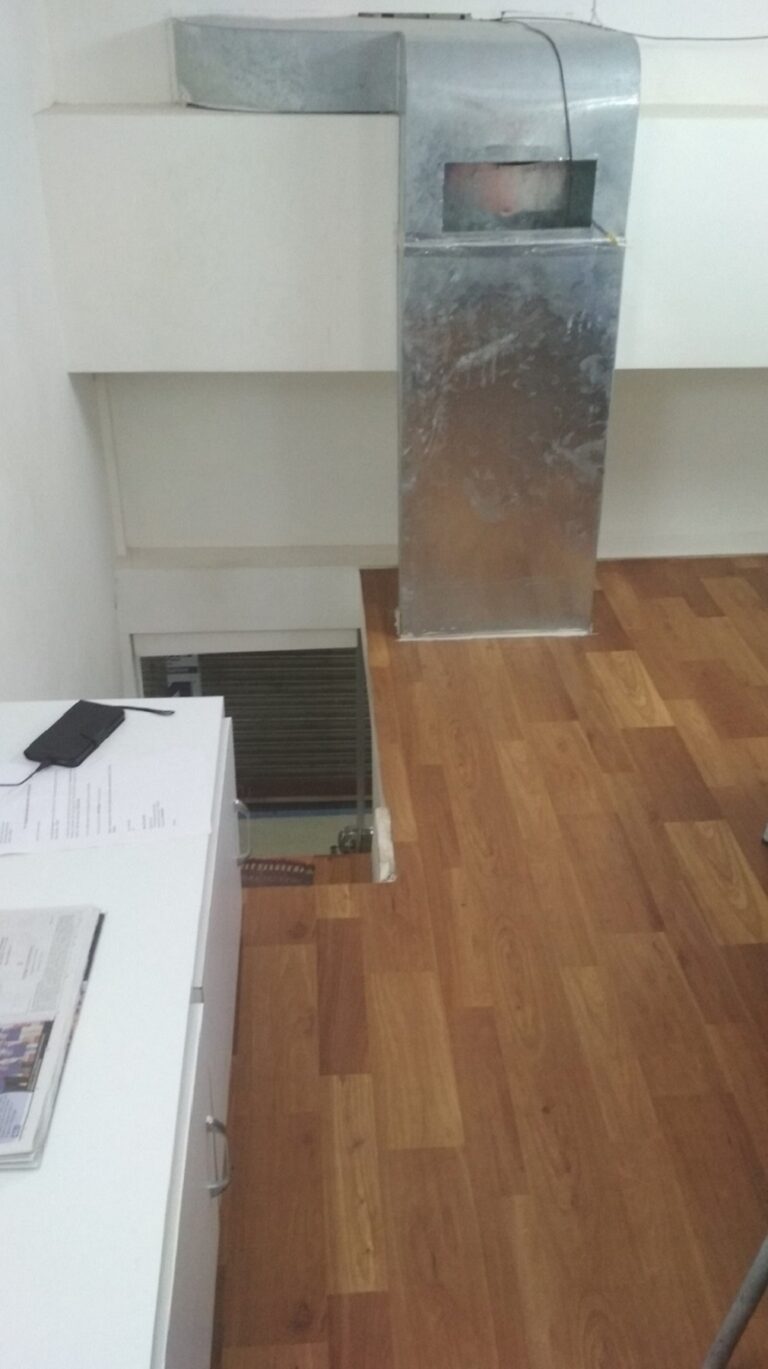 Ready-to-Use Office Space on Rent image 1