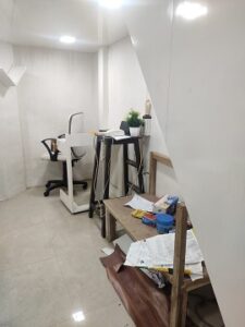 Fully furnised excellent office