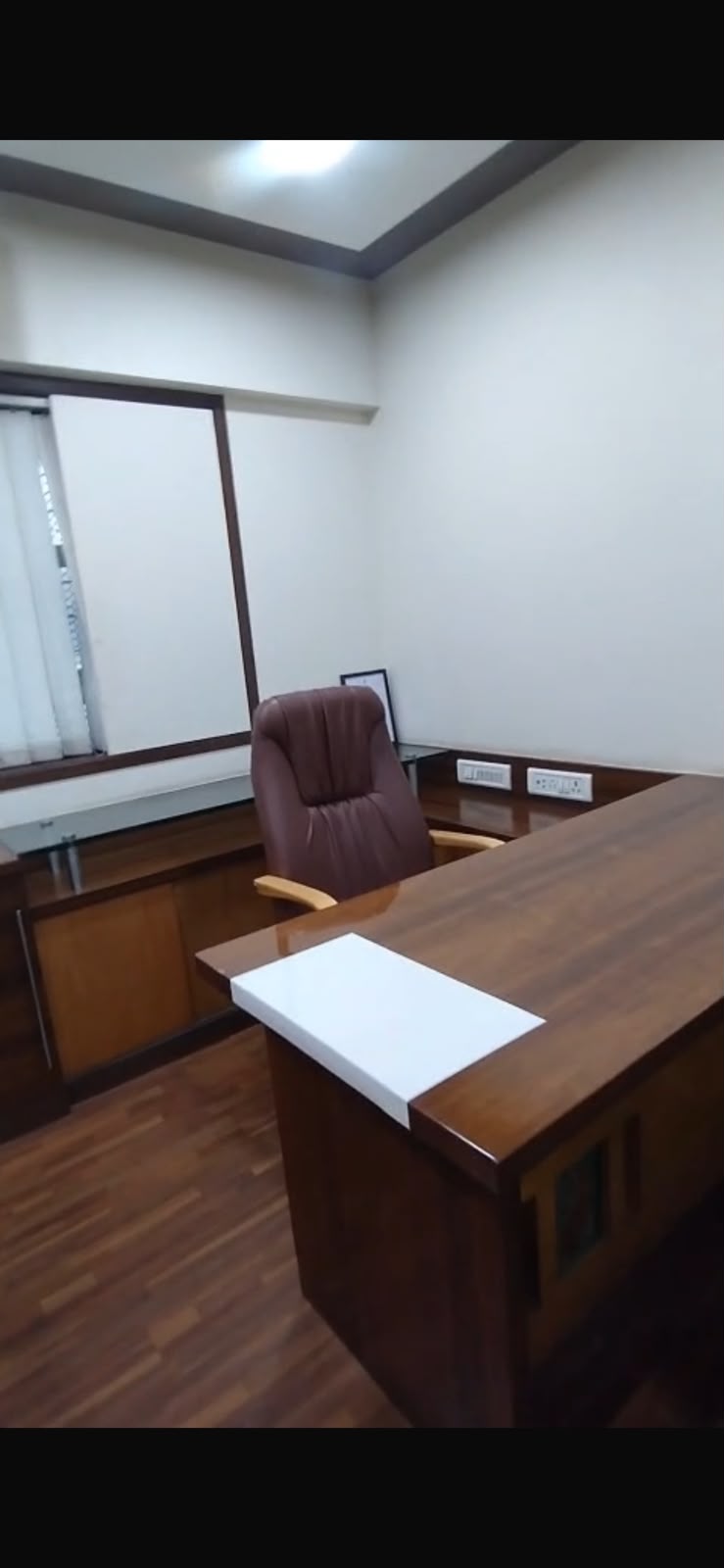 400 Sq Ft Furnished Office on Rent image 3