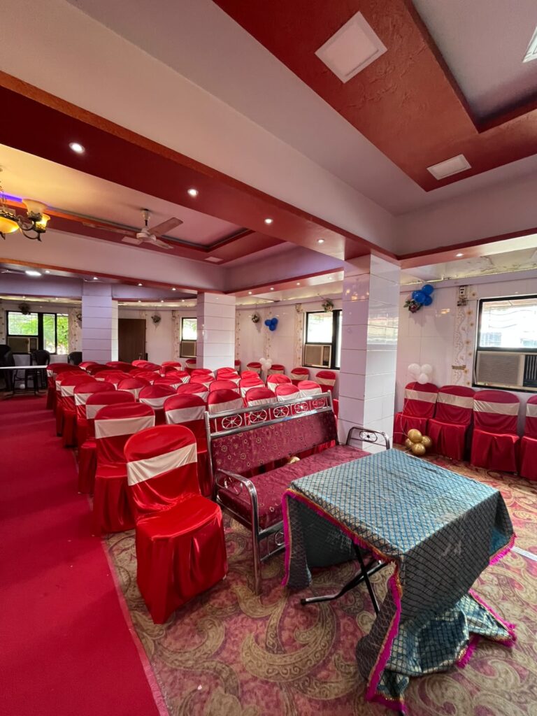 2500 Sq Ft Commercial Hall for Rent image 3